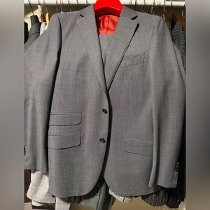 SuitSupply Gray/Black Suit